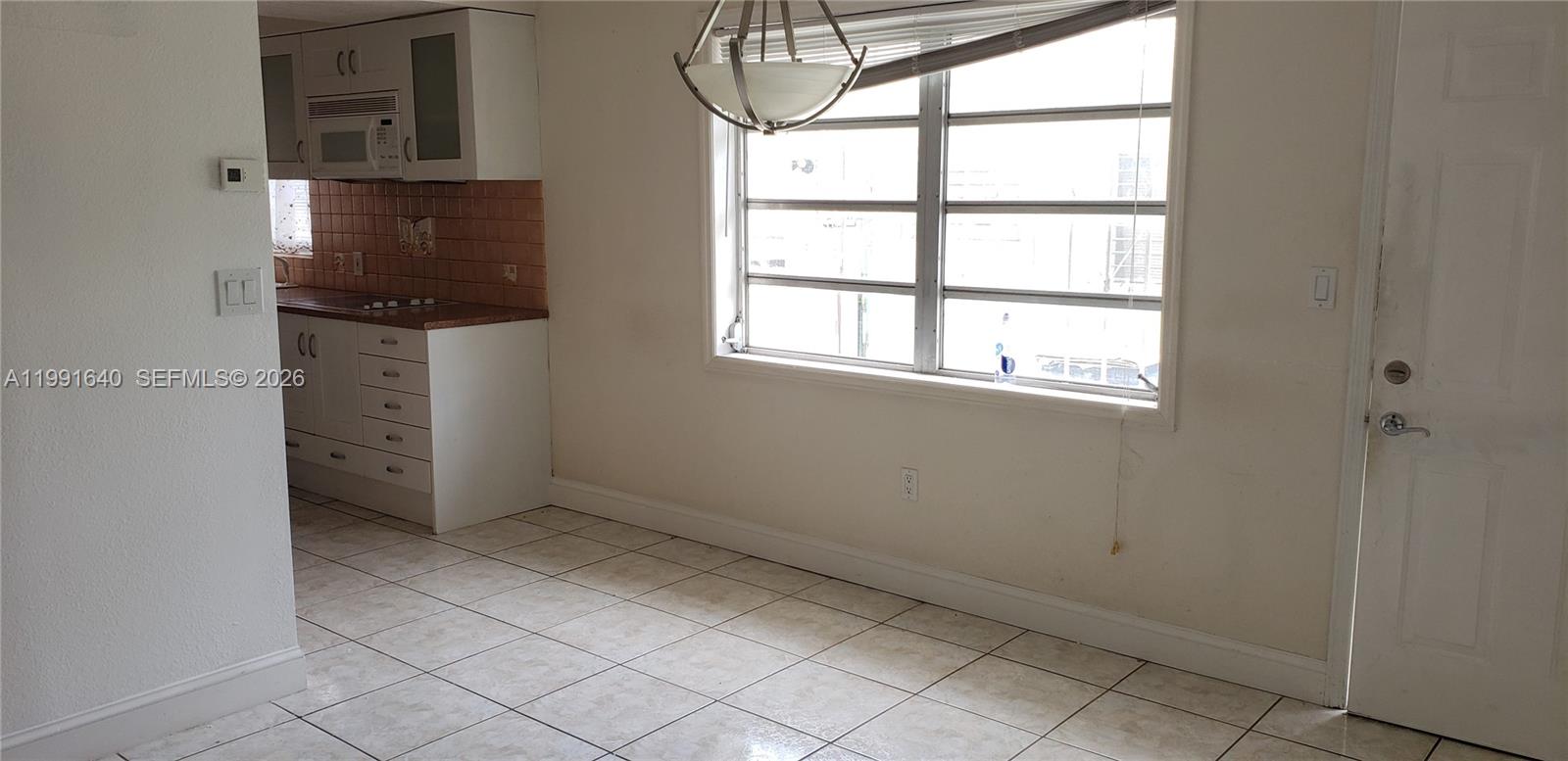 ALL FOUR INC CONDOMINIUM - Residential Lease