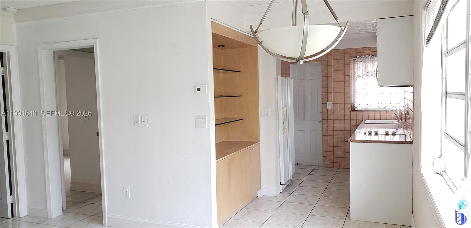 ALL FOUR INC CONDOMINIUM - Residential Lease