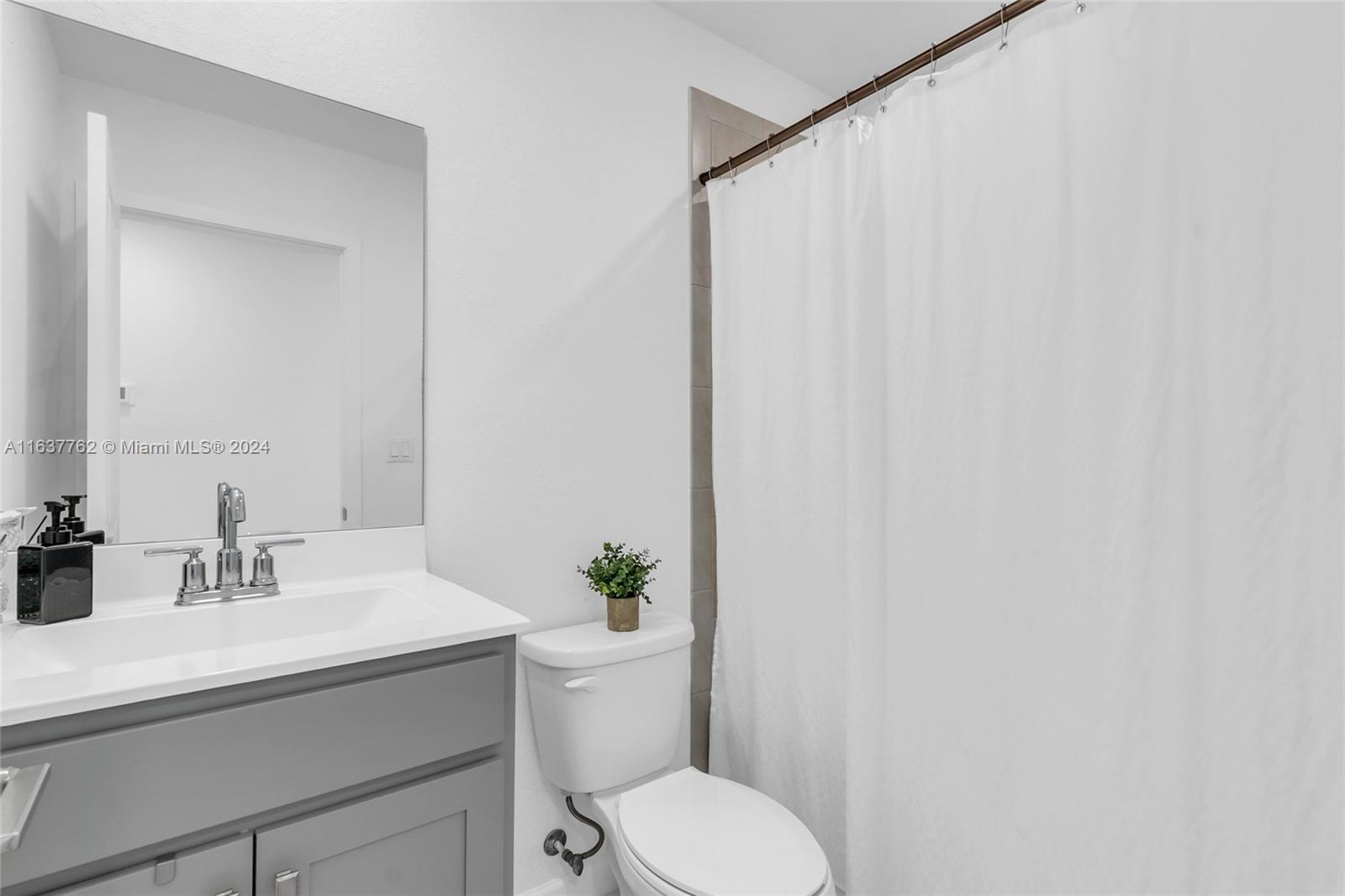 TOWNS AT SEASCAPE - Residential