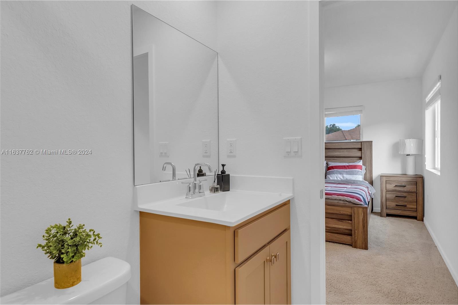 TOWNS AT SEASCAPE - Residential