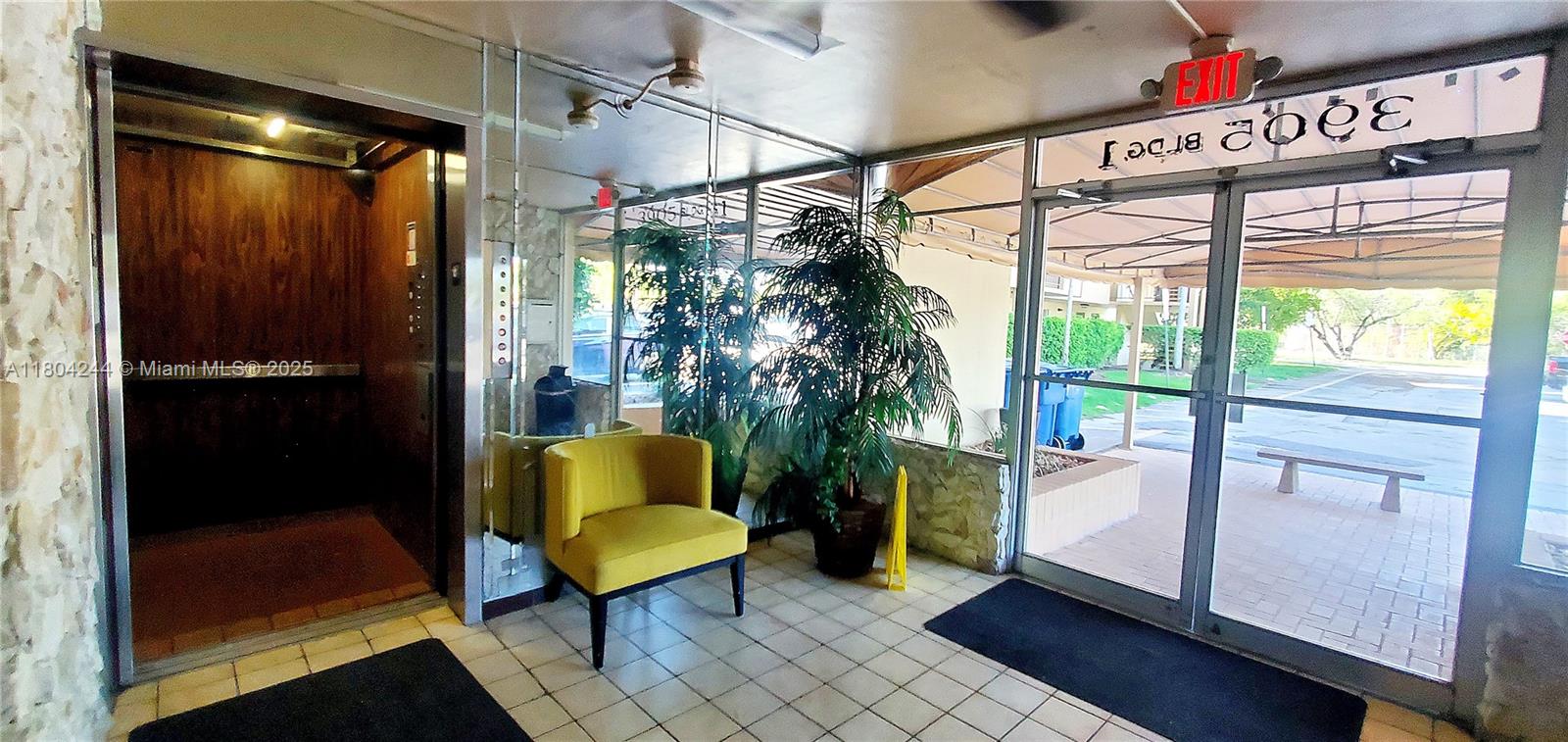 3905 N Nob Hill Rd 510