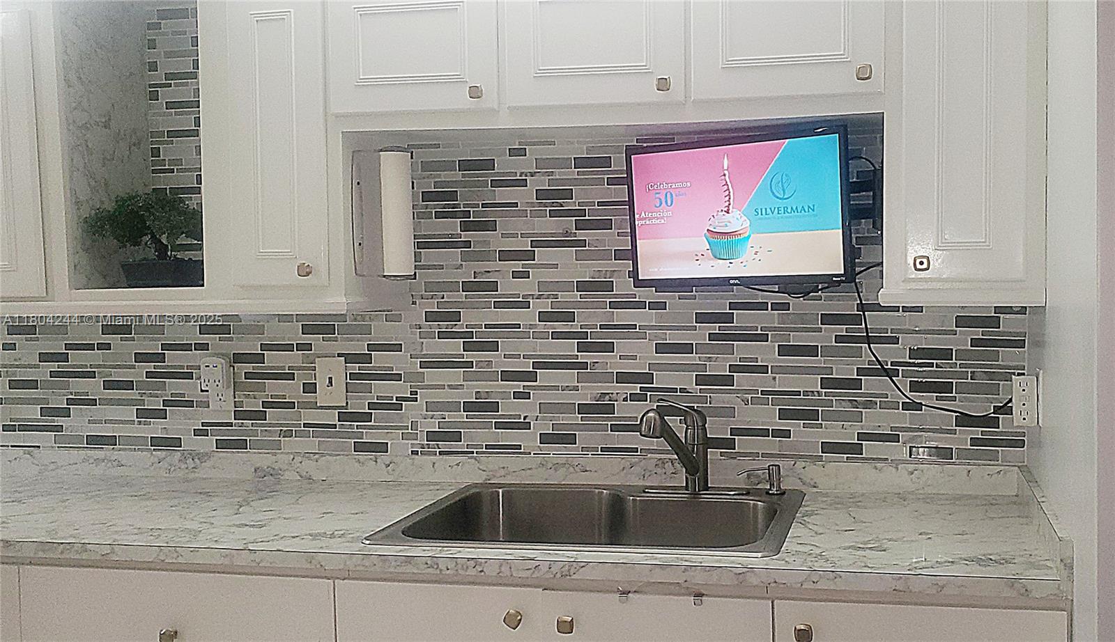 SUNRISE ISLAND CONDOMINIU - Residential