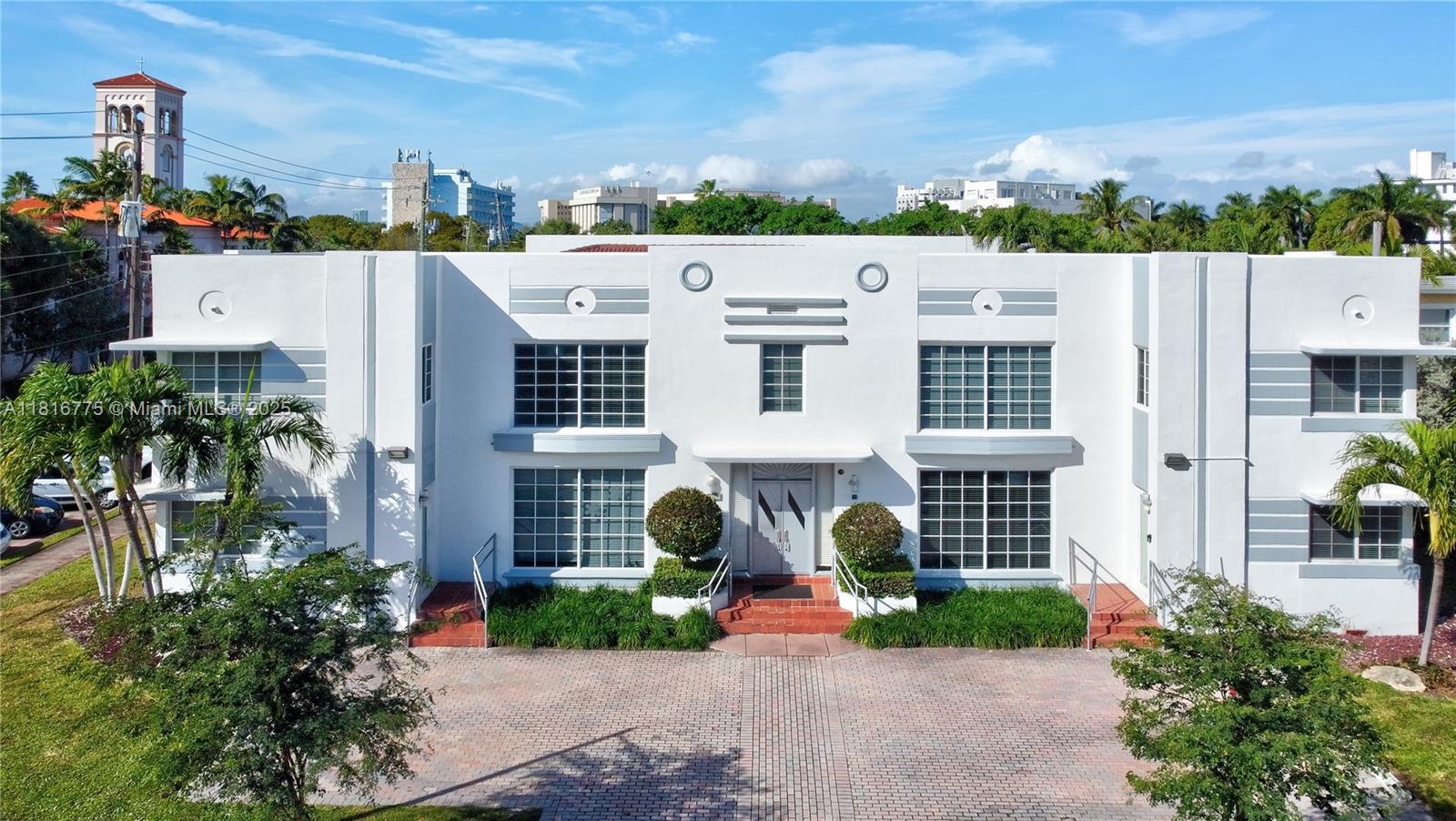 Rental Property at 3900 N Meridian Ave 4, Miami Beach, Miami-Dade County, Florida - Bedrooms: 2 
Bathrooms: 2  - $3,100 MO.