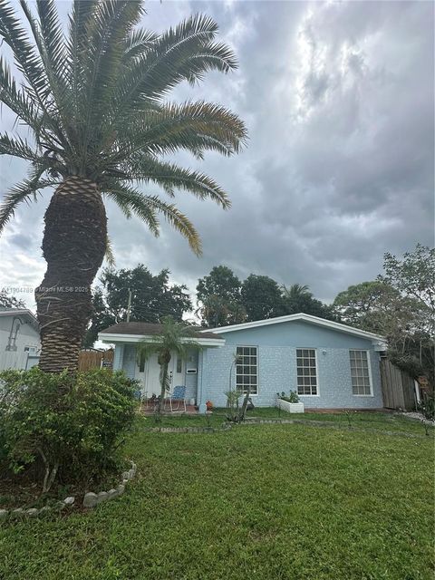 Photo of 6850 Simms St, Hollywood, FL 33024 (MLS # A11904789)
