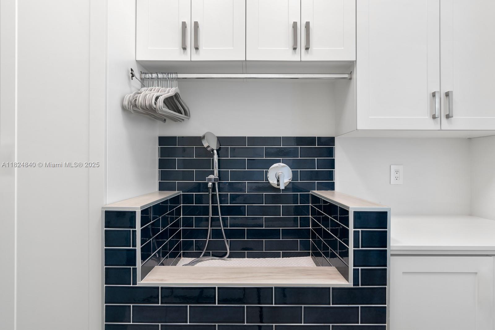 SUDLOW PARK - Residential