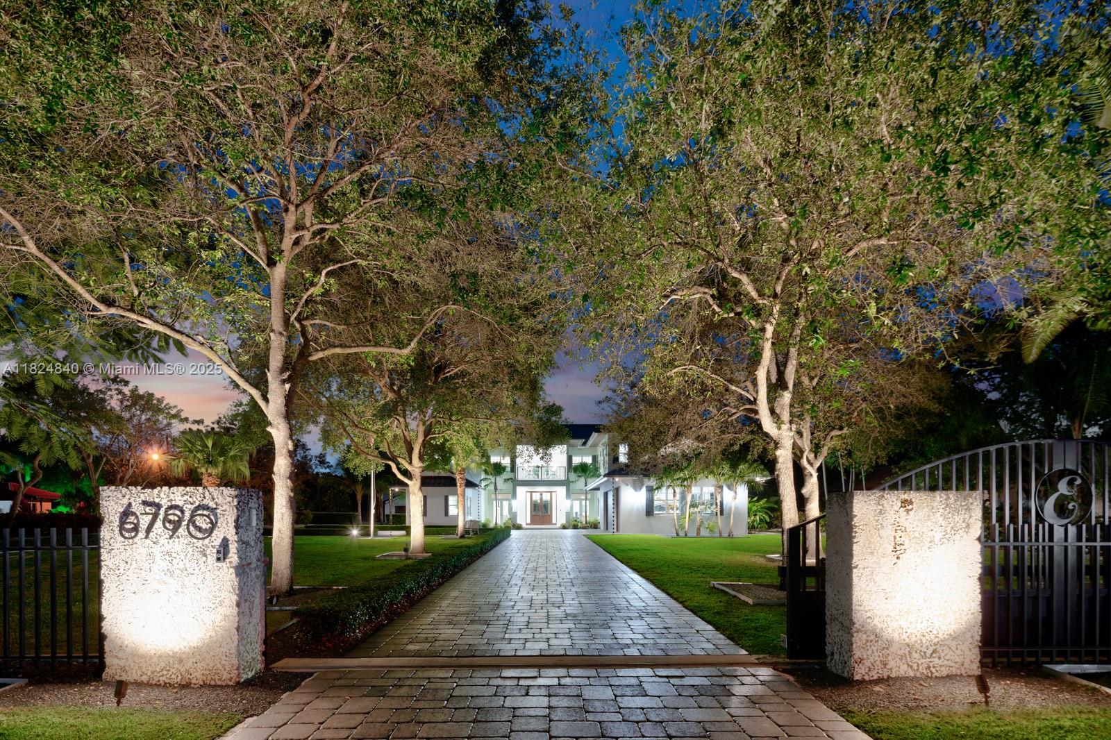 SUDLOW PARK - Residential