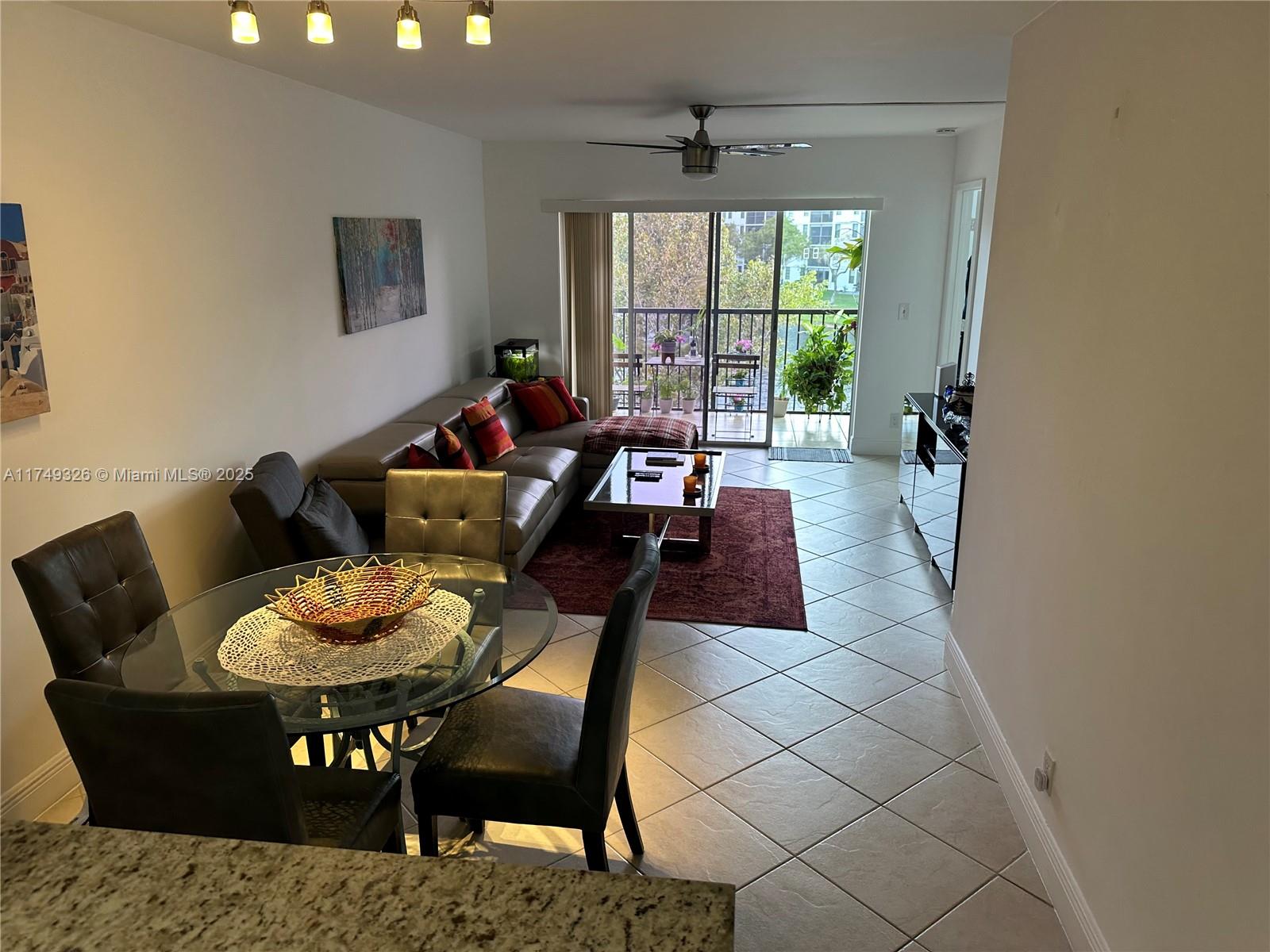 CYPRESS BEND CONDOMINIUM - Residential