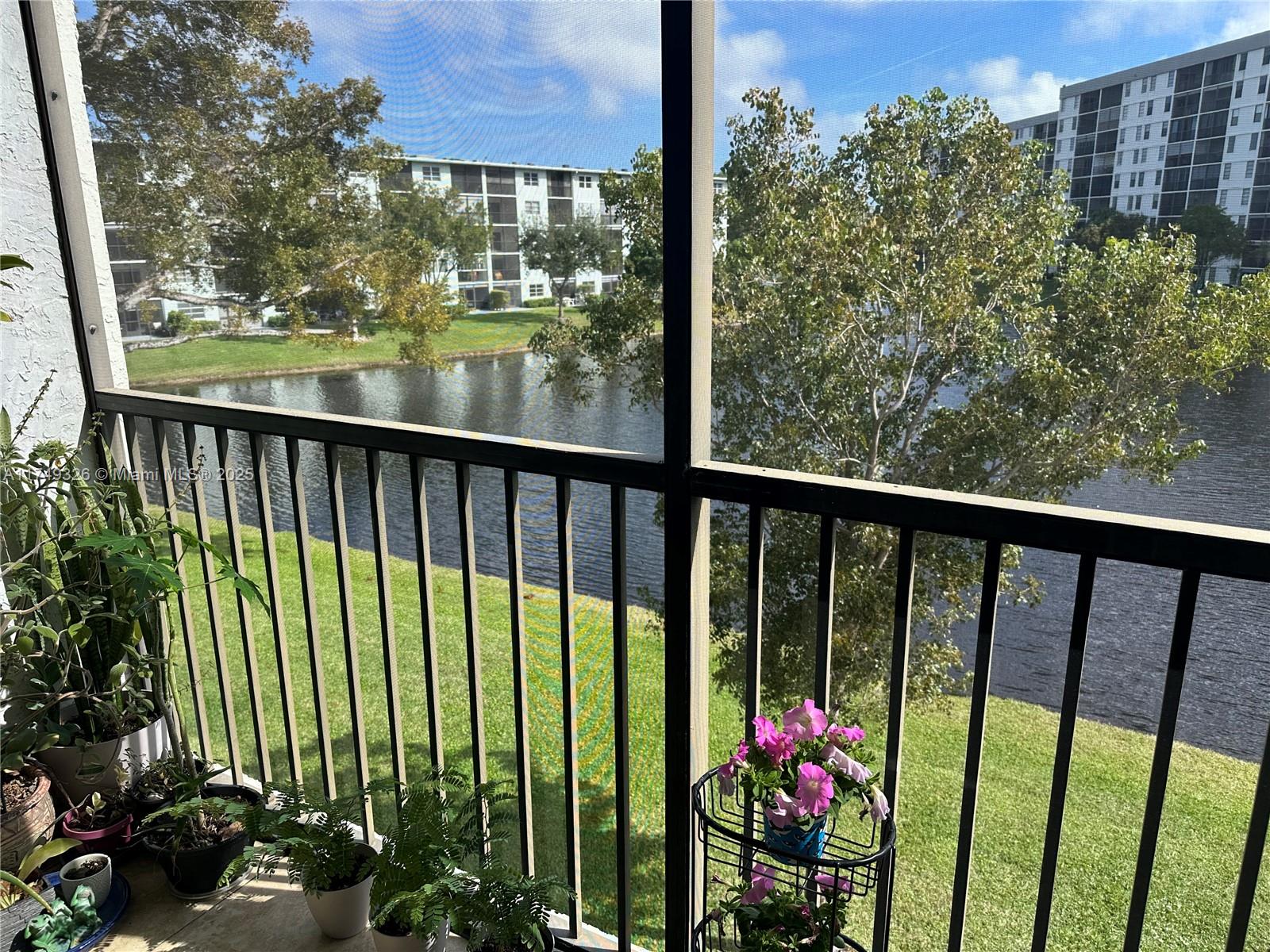 CYPRESS BEND CONDOMINIUM - Residential