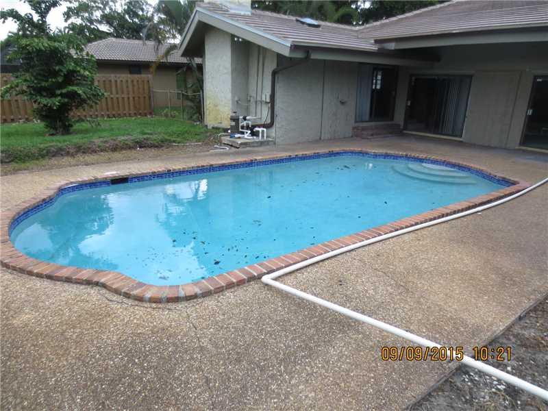 MAPLEWOOD - Residential