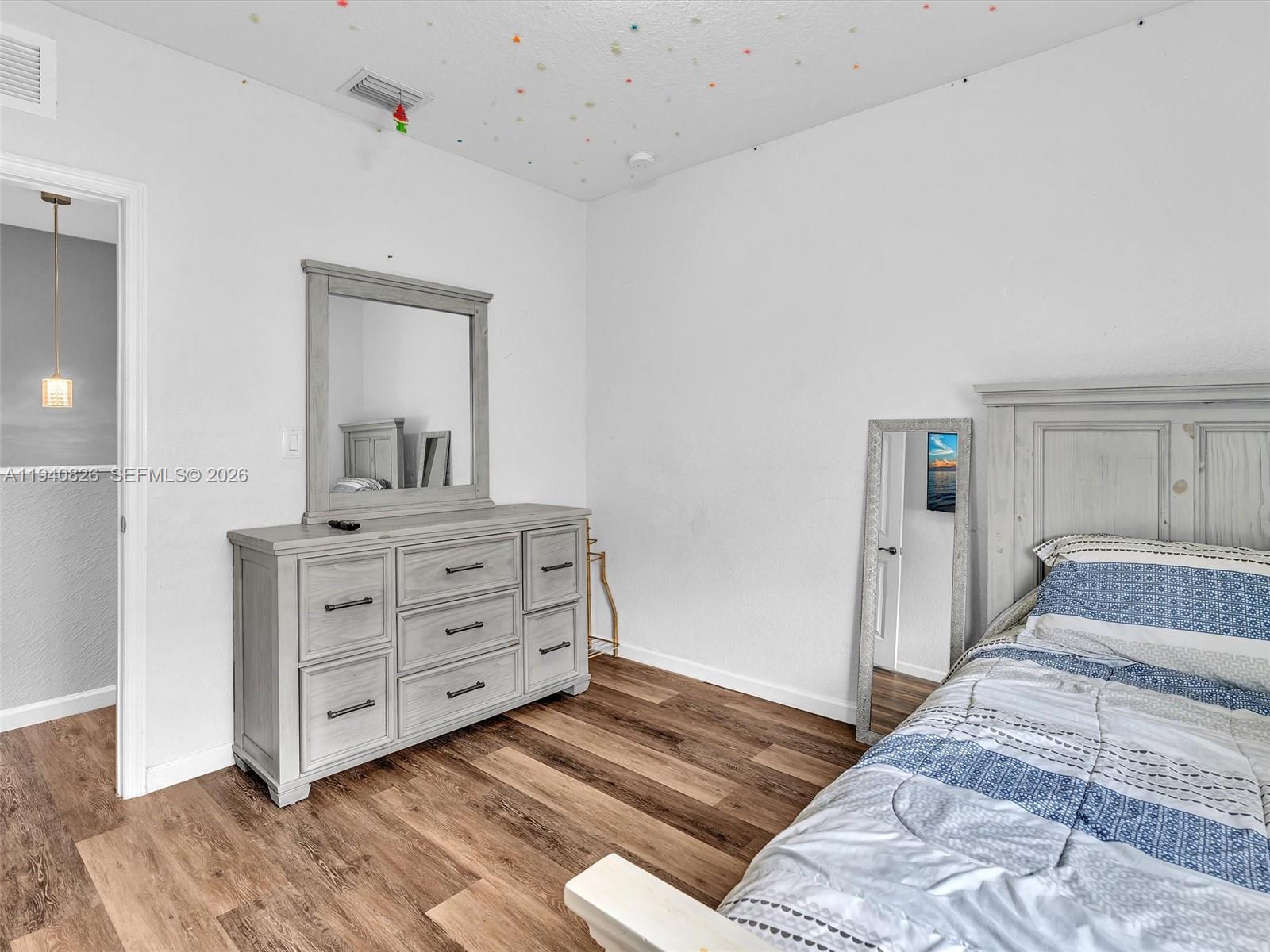 RAULS PLACE AT OASIS - Residential