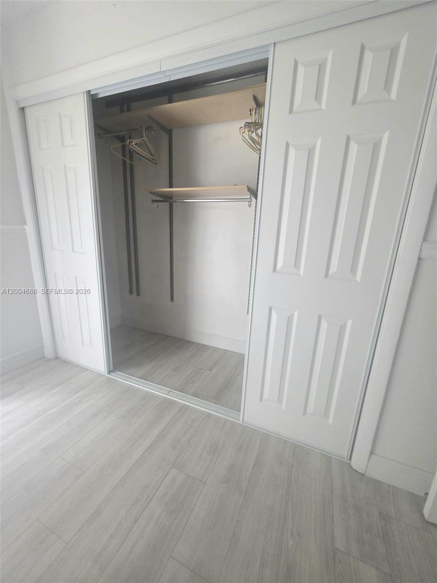 EAGLE VILLAGE OF CORAL SP - Residential Lease