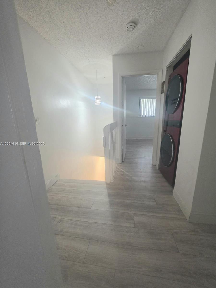 EAGLE VILLAGE OF CORAL SP - Residential Lease