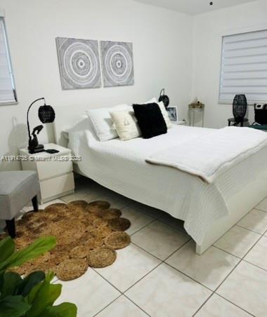 LYNN CONDO - Residential