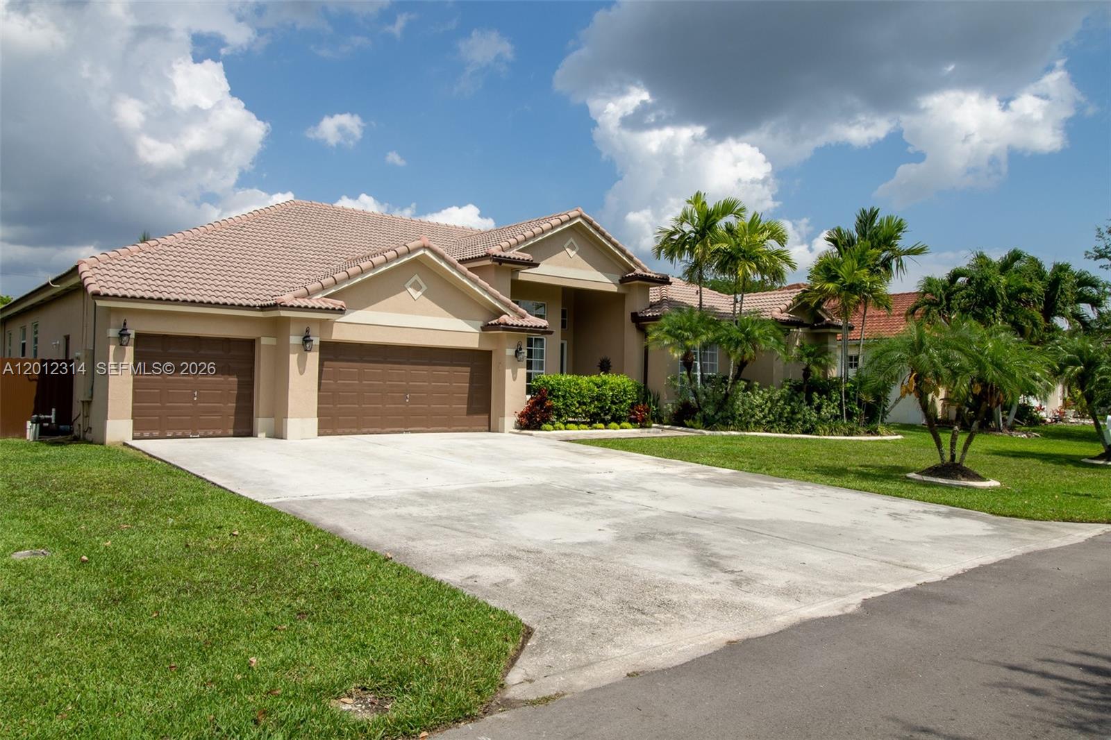 FAIRWAYS AT KEYS GATE - Residential
