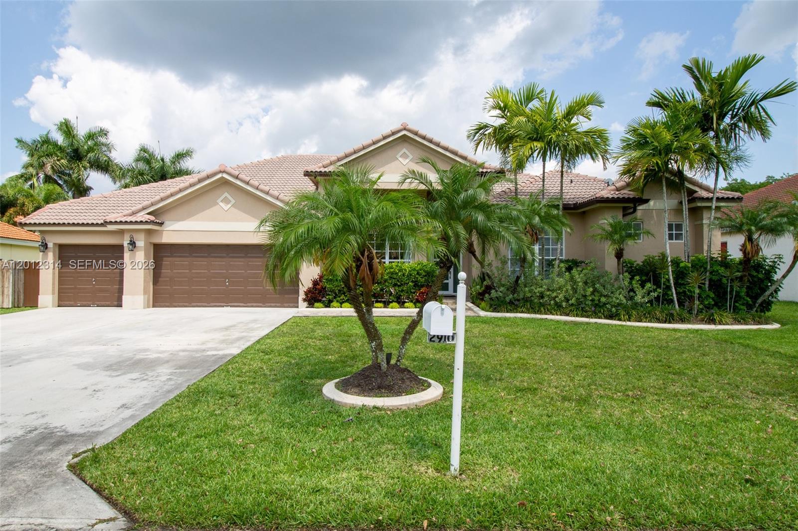 FAIRWAYS AT KEYS GATE - Residential