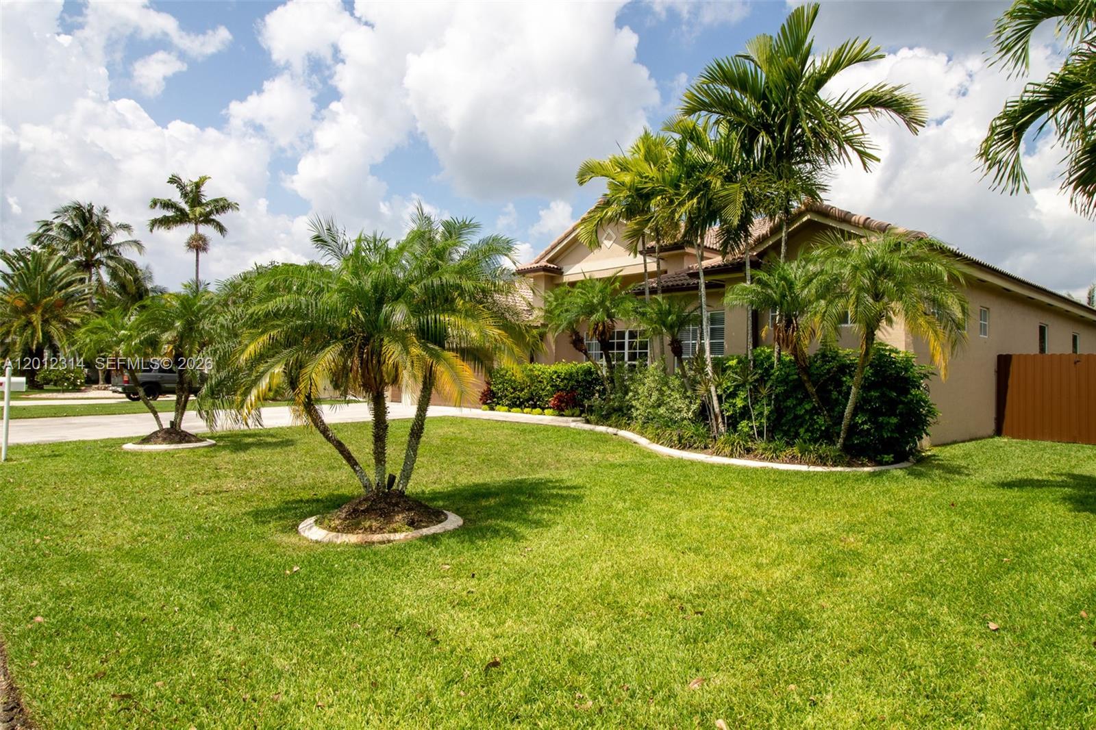FAIRWAYS AT KEYS GATE - Residential