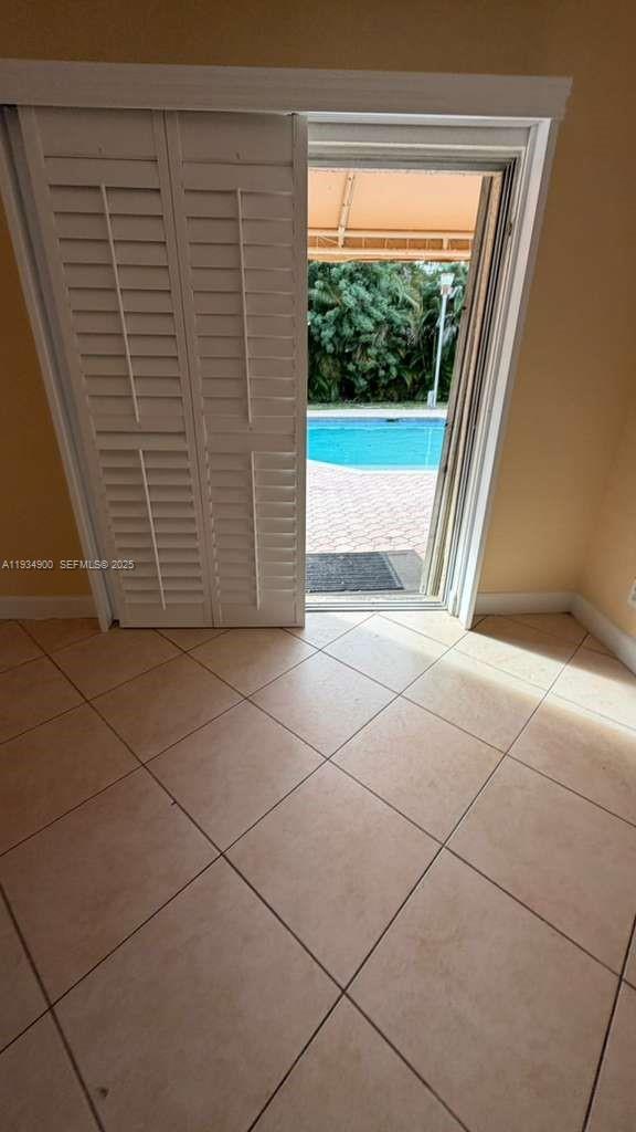 RIVERLAND TERRACE - Residential