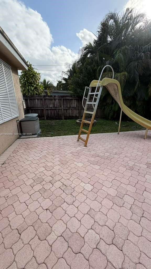 RIVERLAND TERRACE - Residential