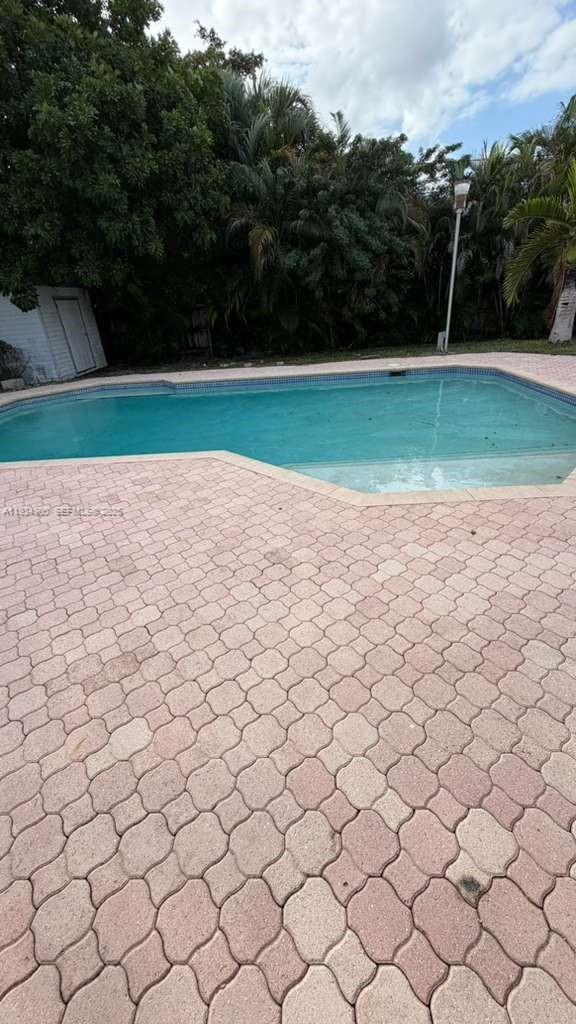 RIVERLAND TERRACE - Residential