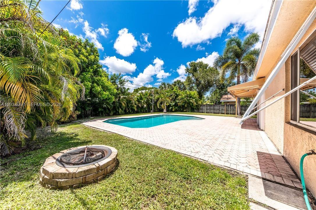 RIVERLAND TERRACE - Residential