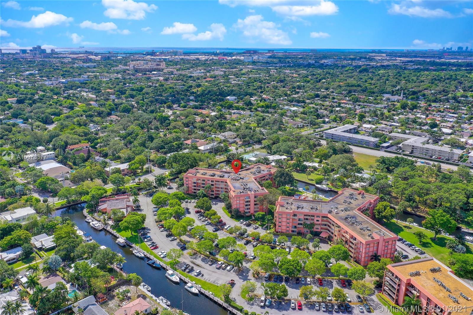 RIVER REACH 1 CONDO - Residential