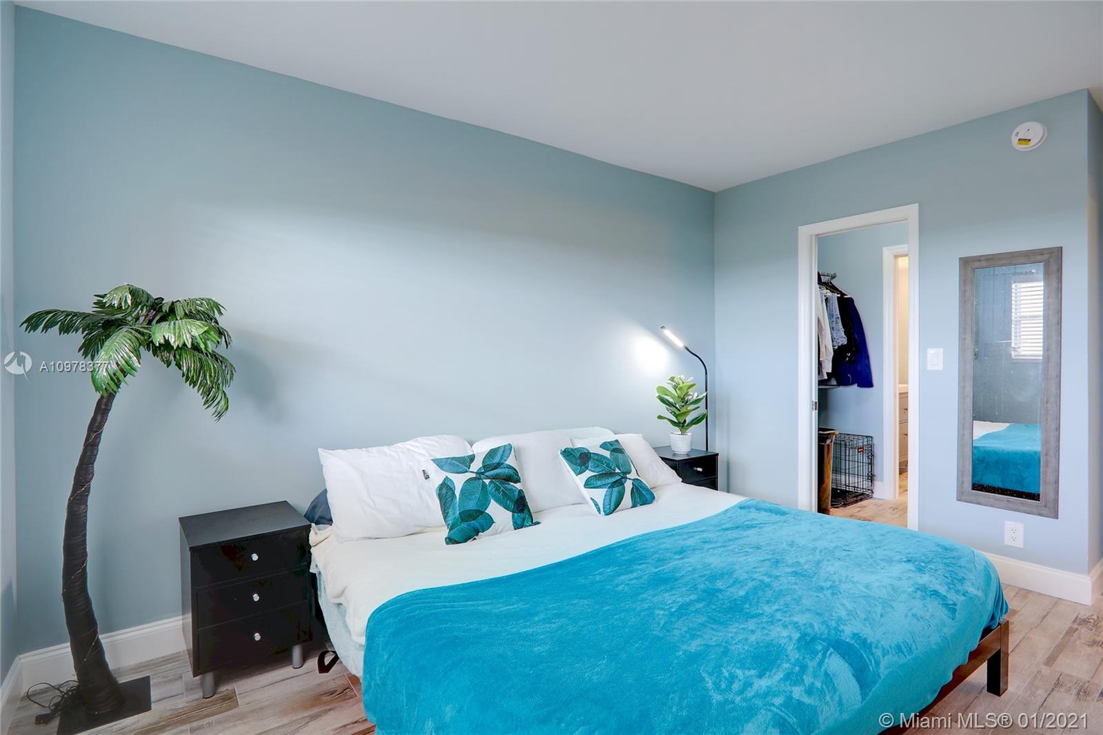 RIVER REACH 1 CONDO - Residential