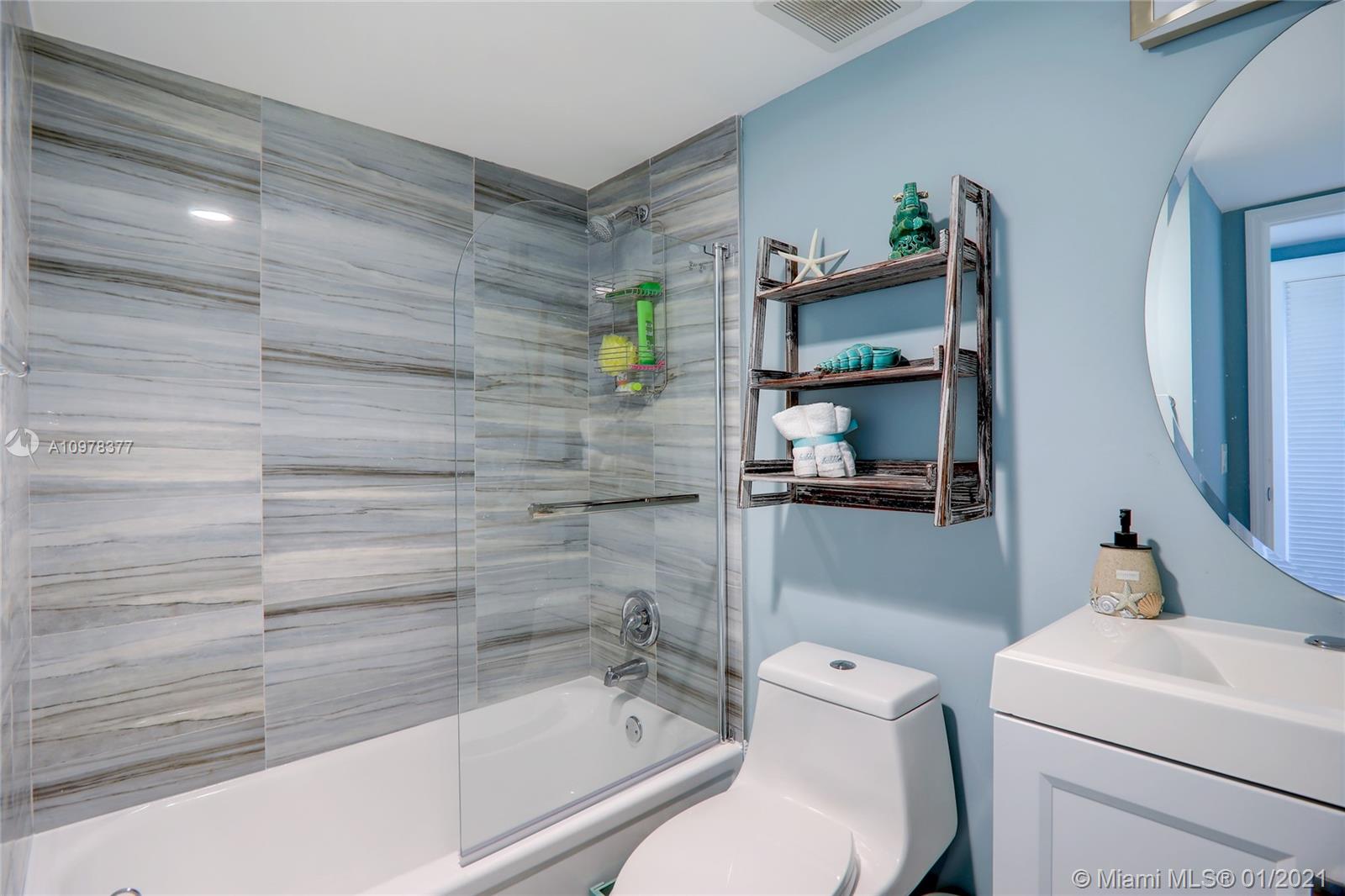 RIVER REACH 1 CONDO - Residential