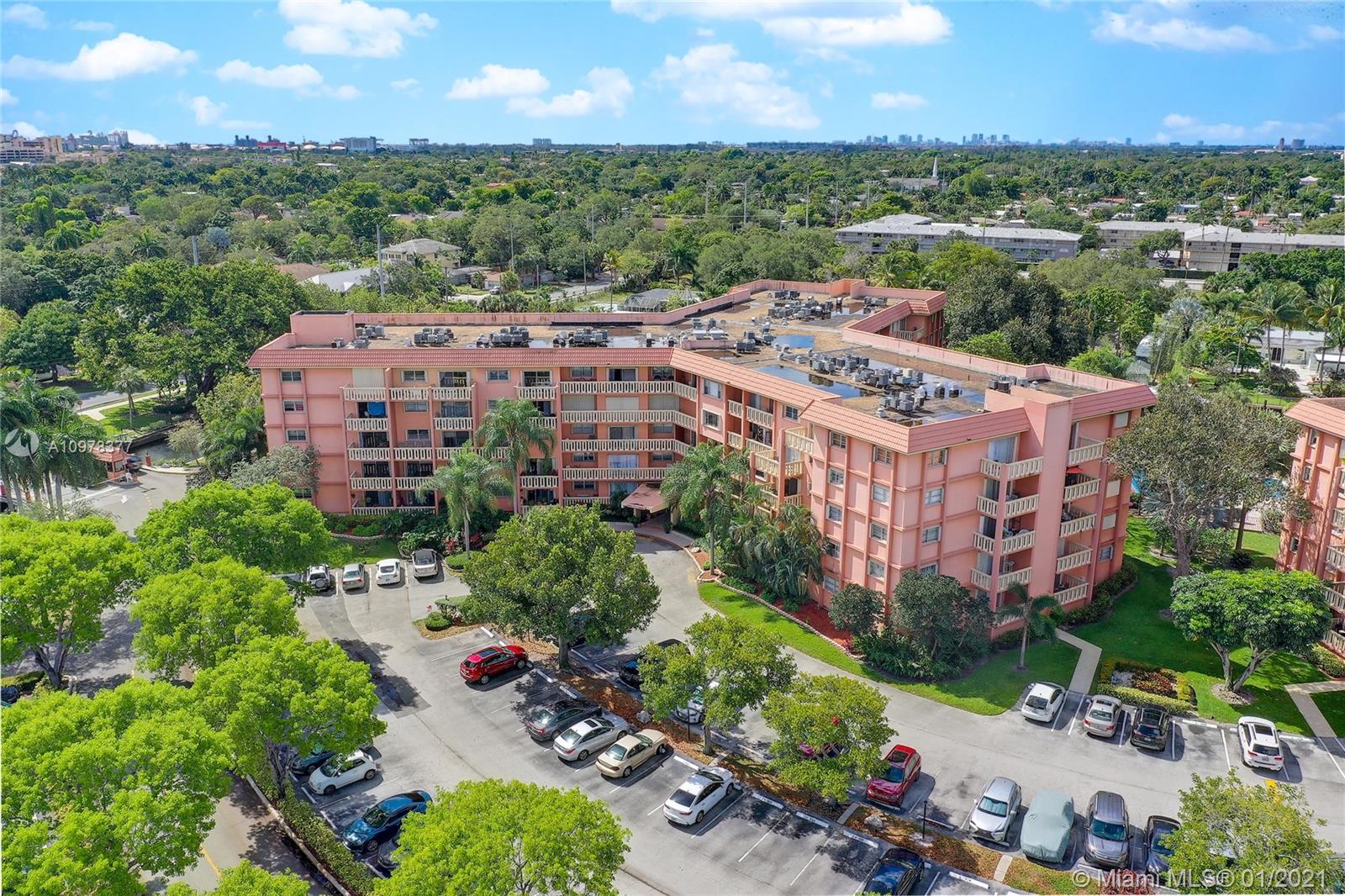 RIVER REACH 1 CONDO - Residential