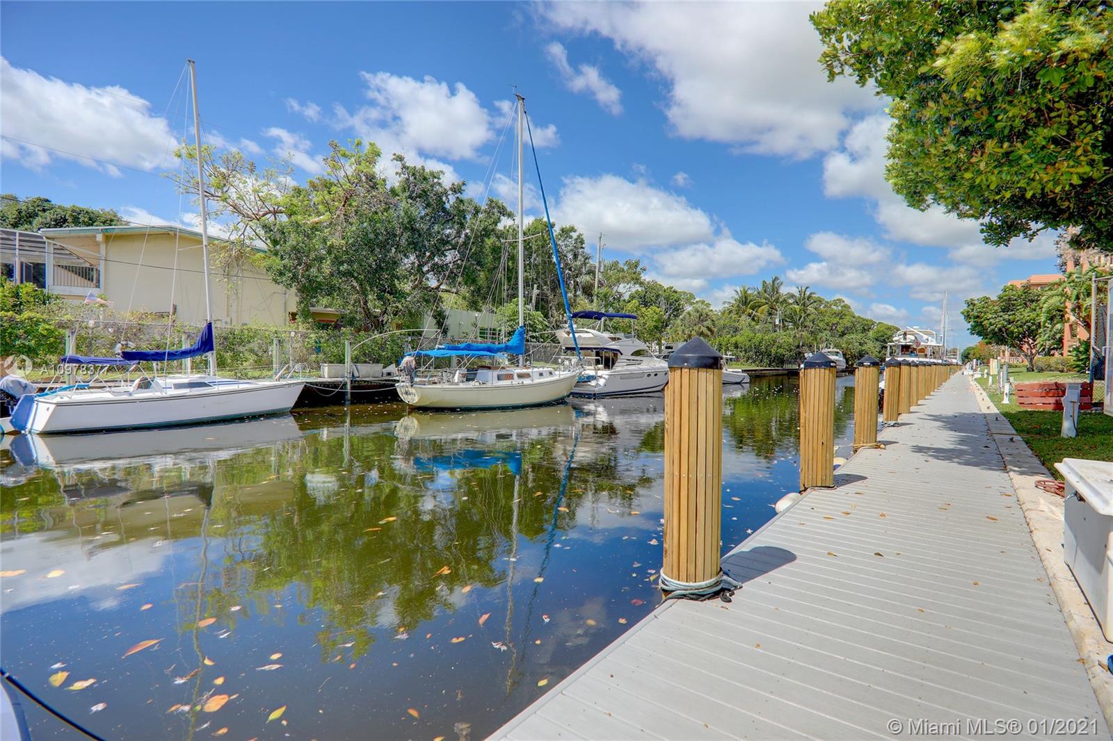 RIVER REACH 1 CONDO - Residential