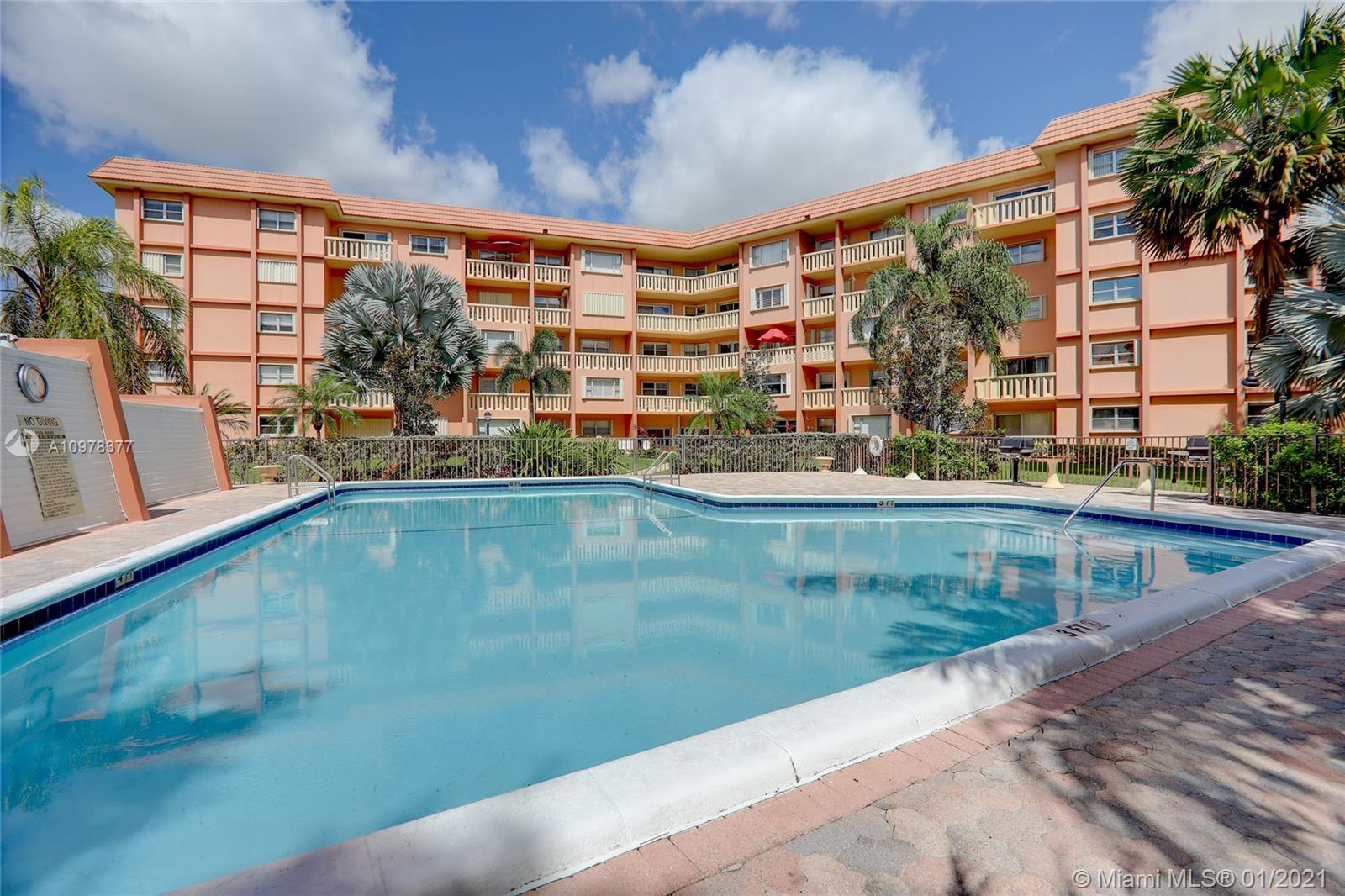 RIVER REACH 1 CONDO - Residential