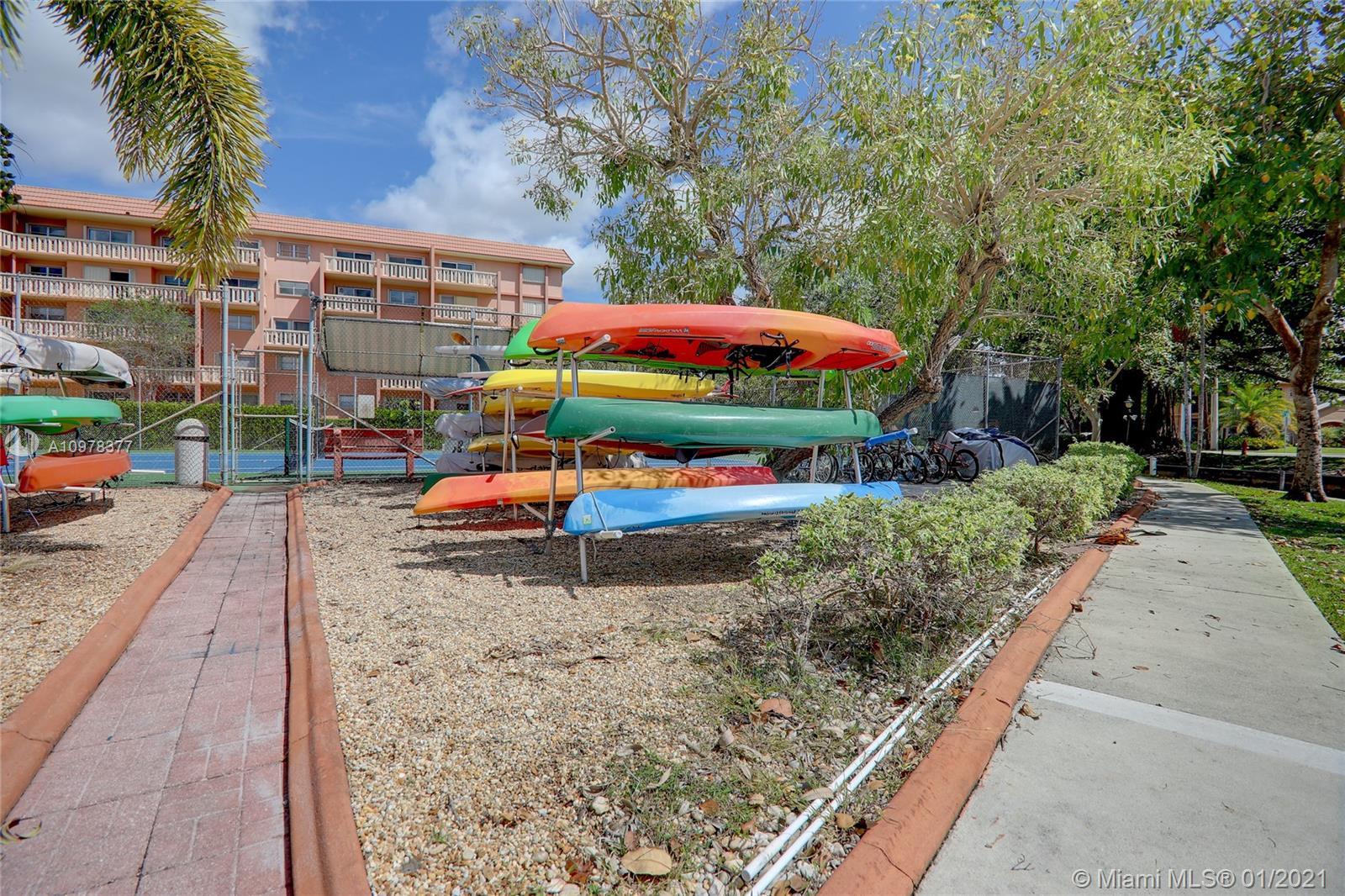 RIVER REACH 1 CONDO - Residential