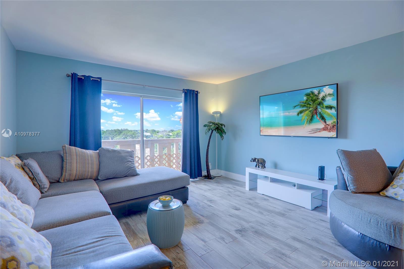 RIVER REACH 1 CONDO - Residential