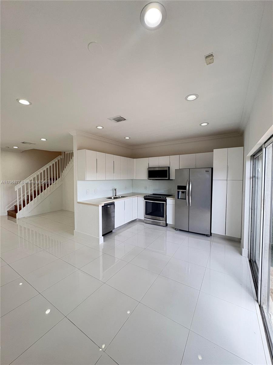 8301 NW 107th Ct 7-22