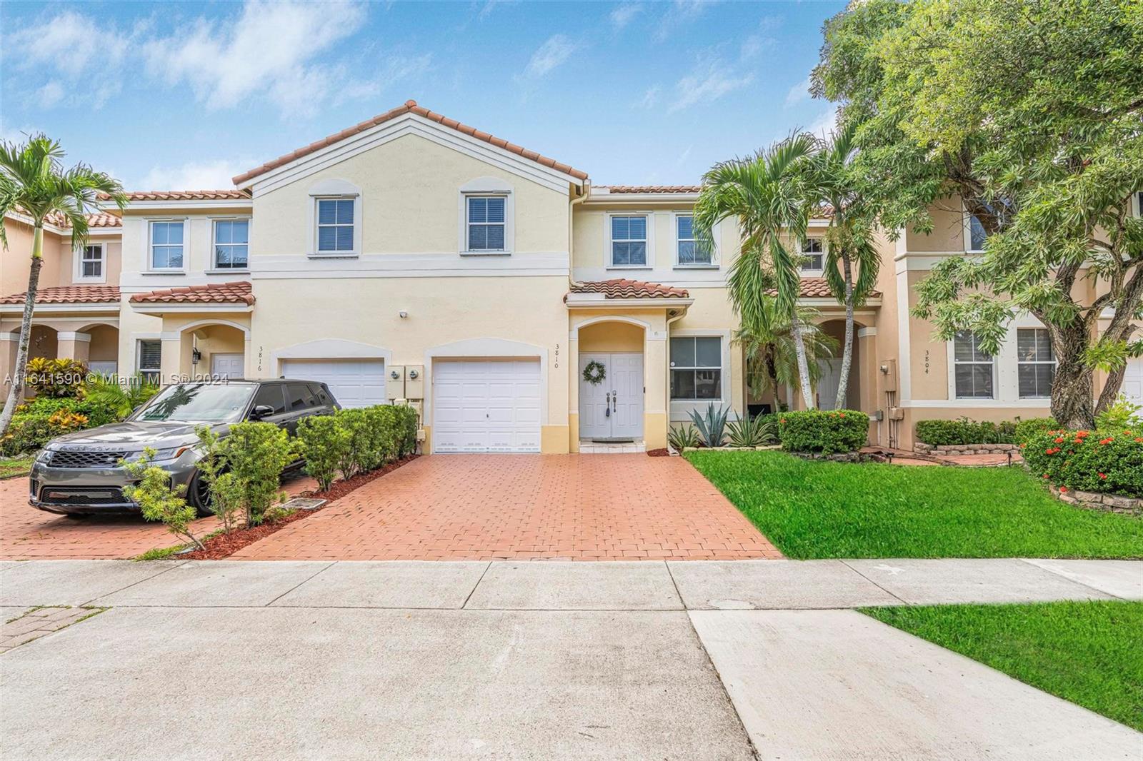 View Miramar, FL 33027 townhome