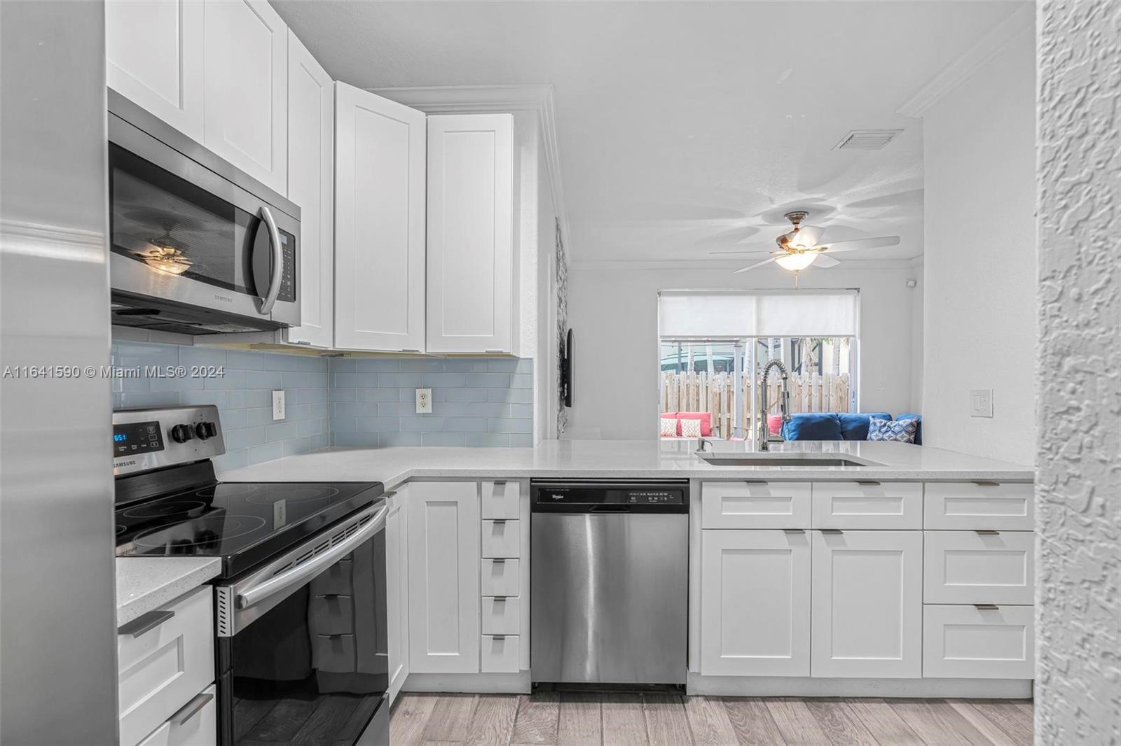 Photo 2 of 46 of 3810 SW 169th Ter townhome