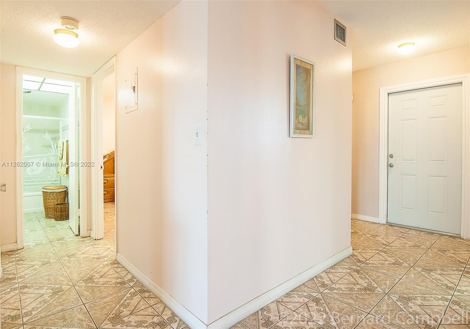 MEADOWBROOK TOWERS CONDO - Residential