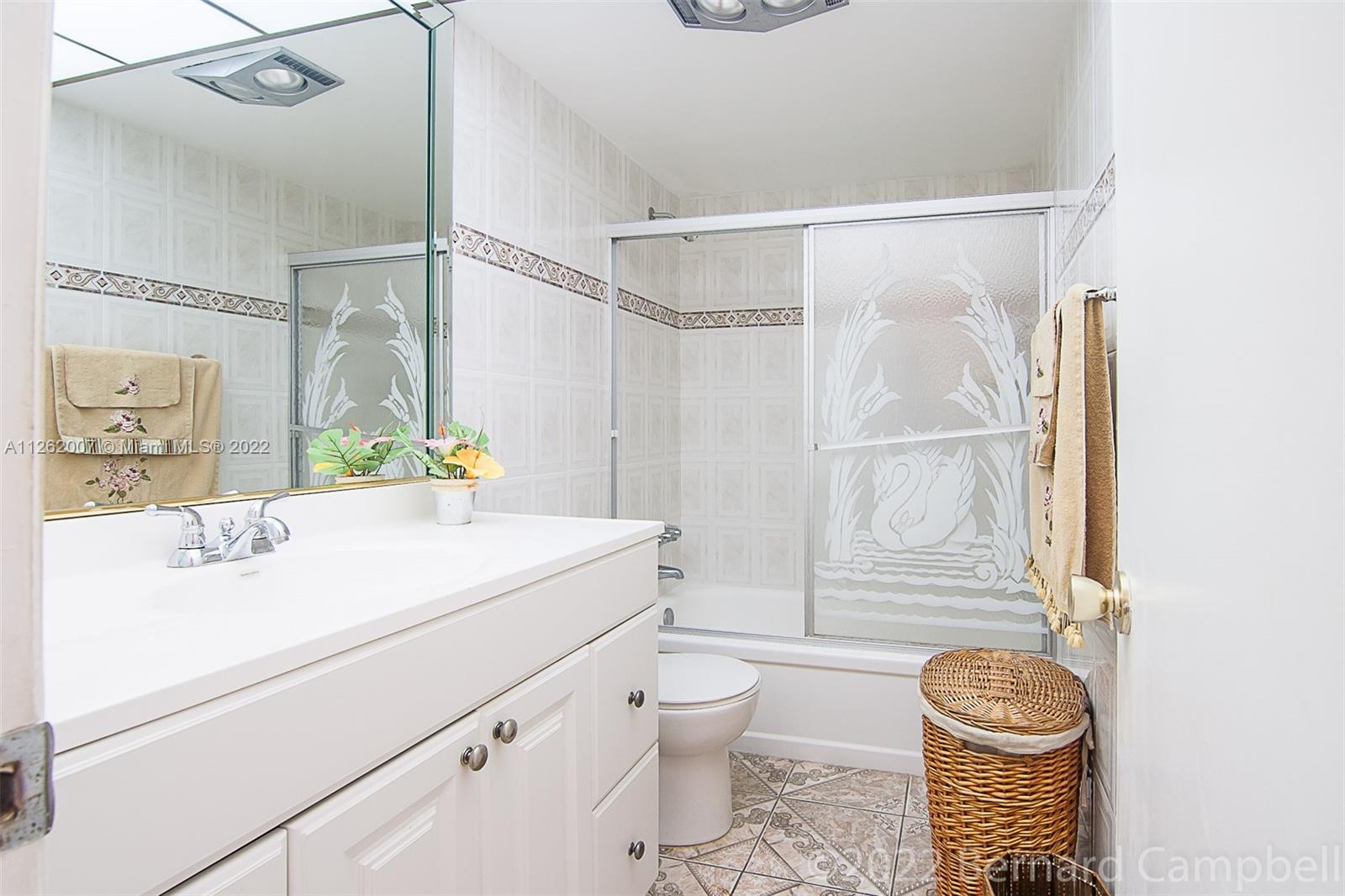 MEADOWBROOK TOWERS CONDO - Residential