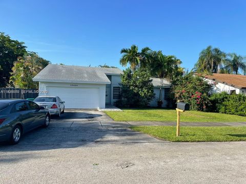 13424 SW 90th Ter Miami FL 33186