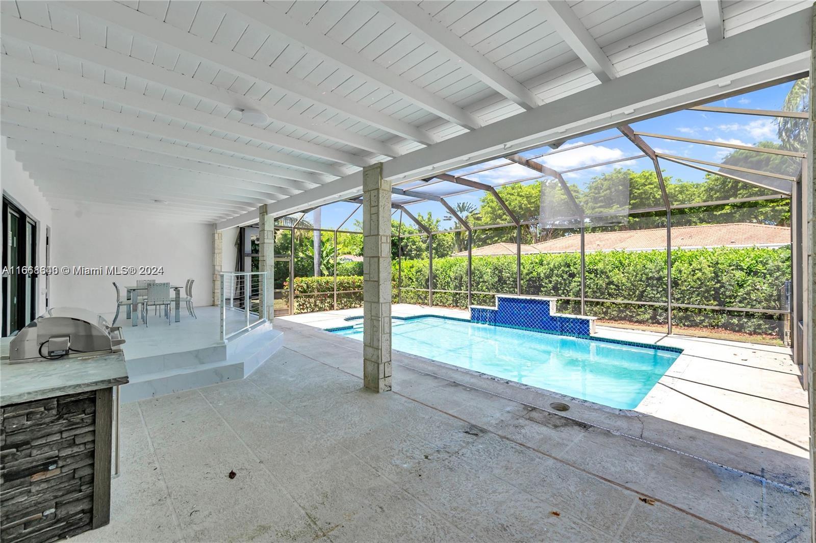 CUTLER BAY ESTATES - Residential Lease