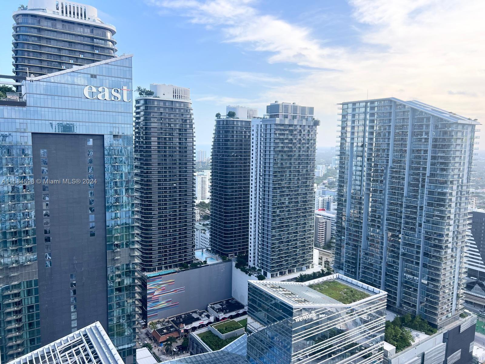 REACH CONDO - Residential
