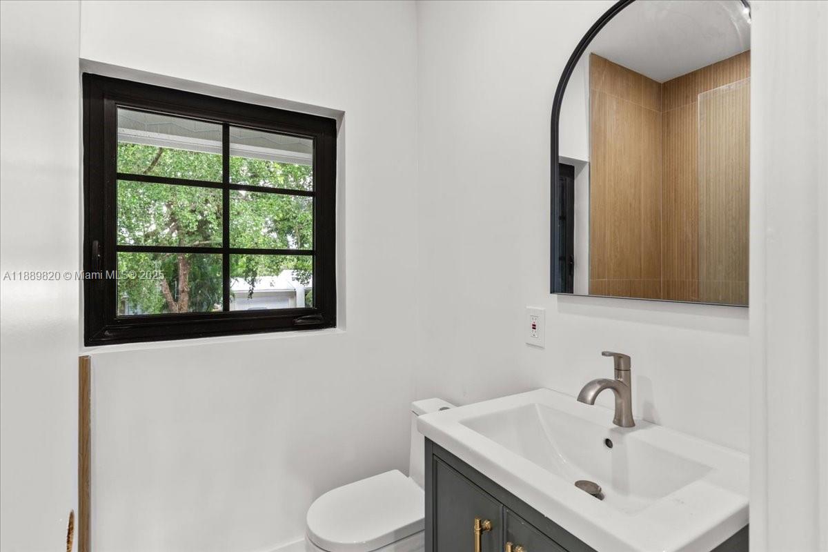 C GABLES RIVIERA SEC 5 - Residential