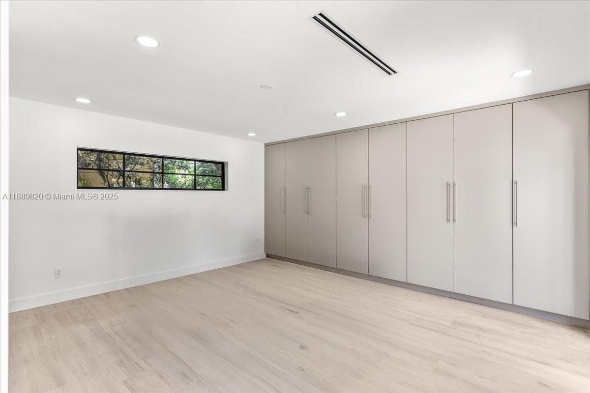 C GABLES RIVIERA SEC 5 - Residential