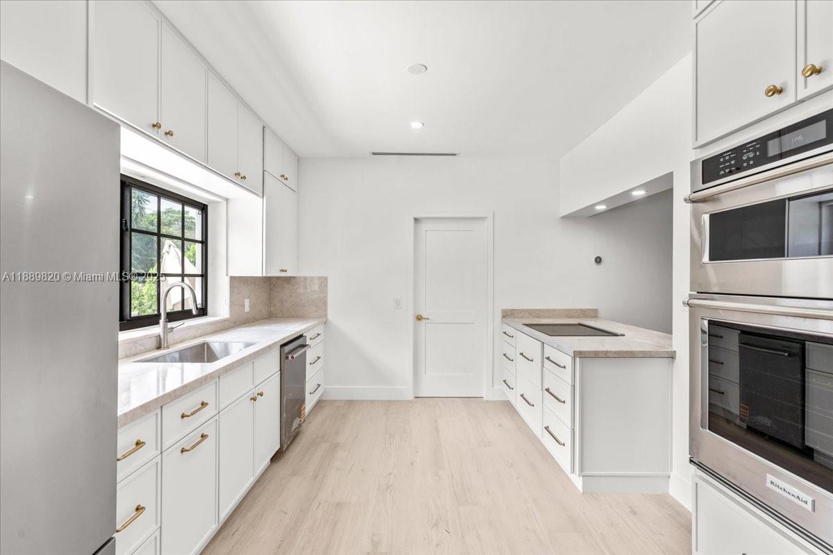 C GABLES RIVIERA SEC 5 - Residential