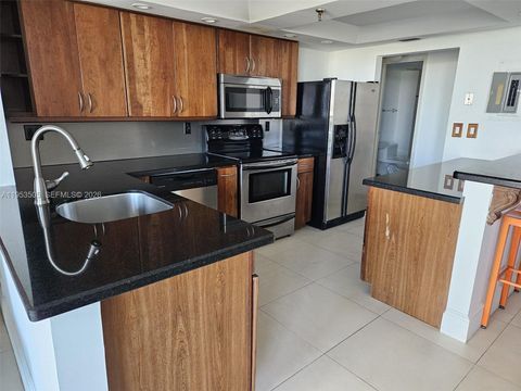 2401 Collins Ave 609 Miami Beach FL 33140