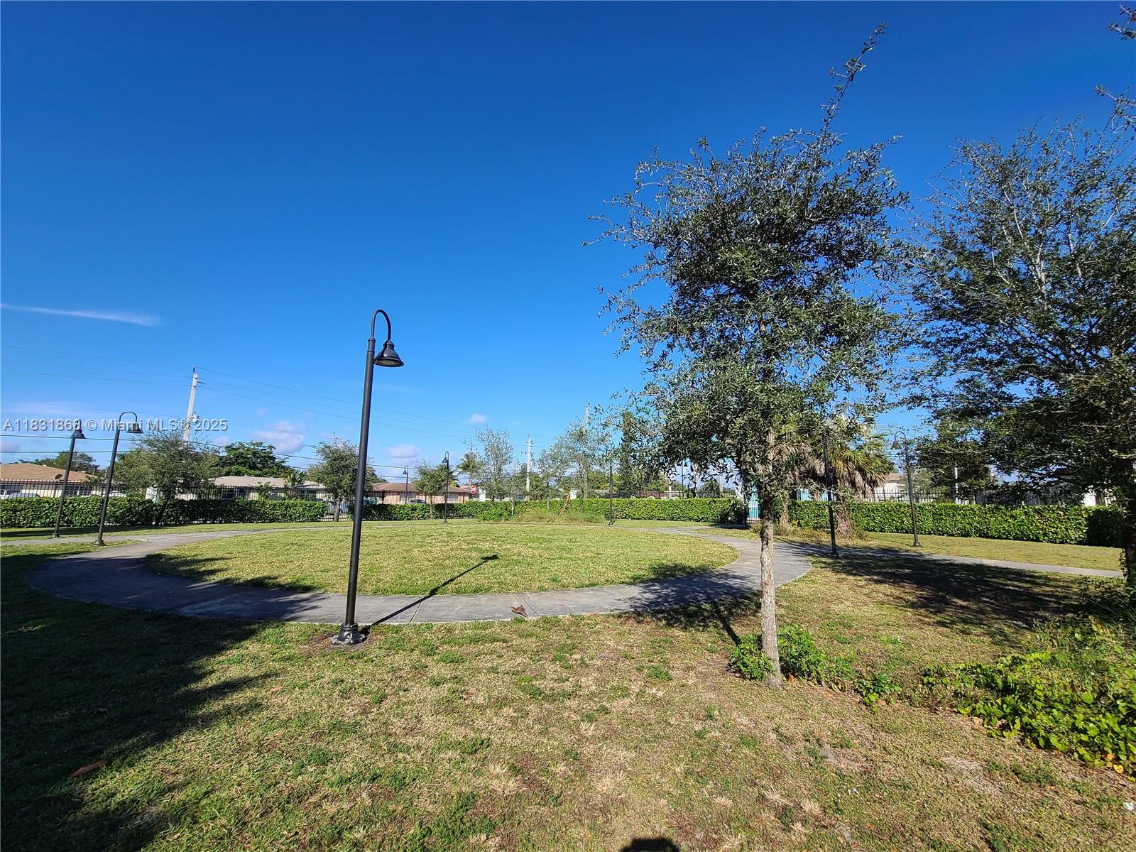 TREE GARDEN CONDO - Residential