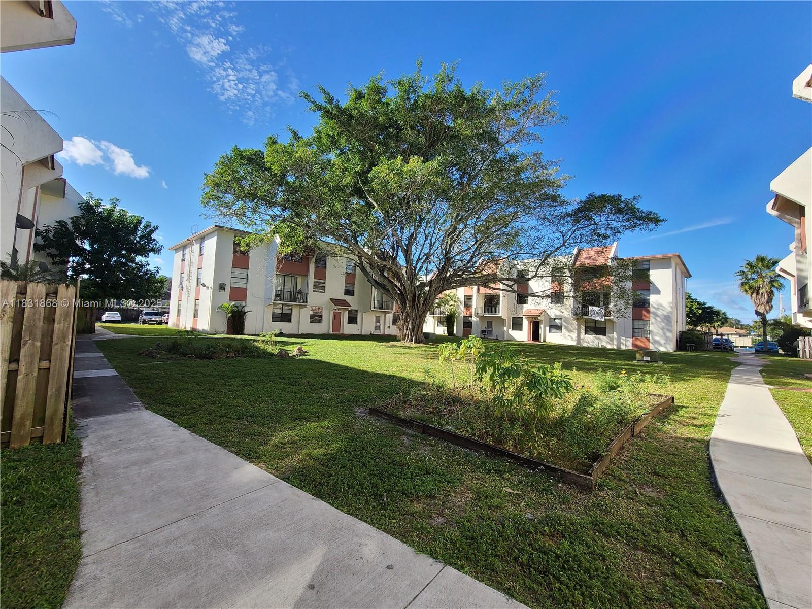 TREE GARDEN CONDO - Residential