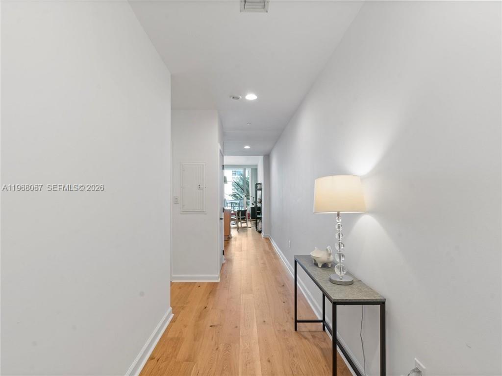 6799 Collins Ave 301