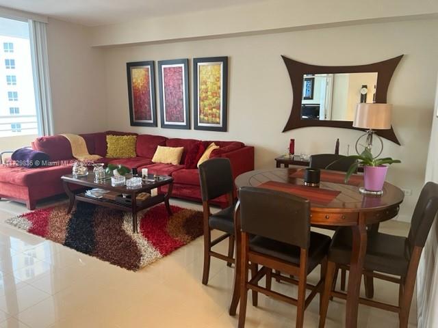 808 Brickell Key Dr 1807
