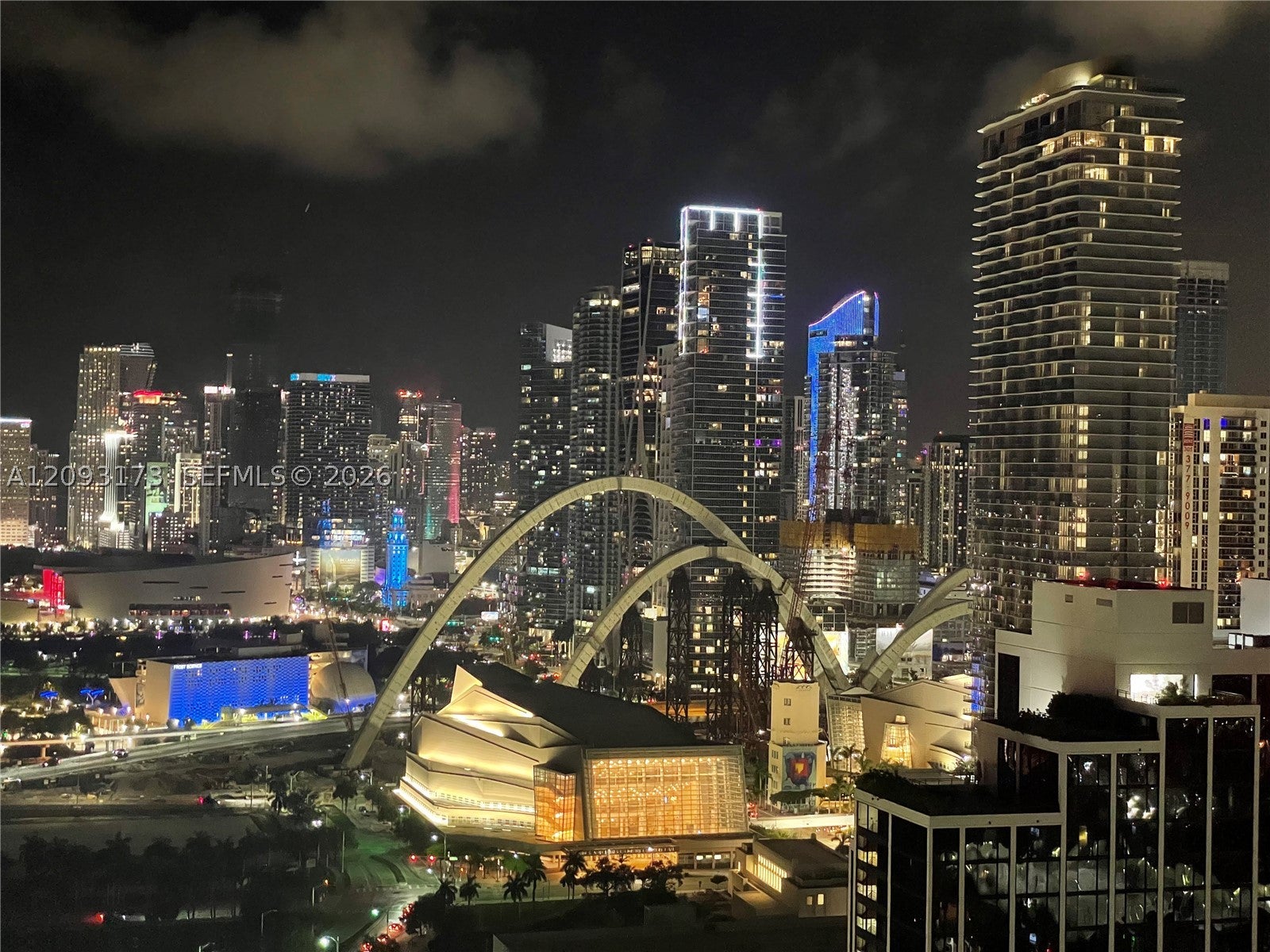 View photos, virtual tours, details... 1750 N Bayshore Dr 2810
