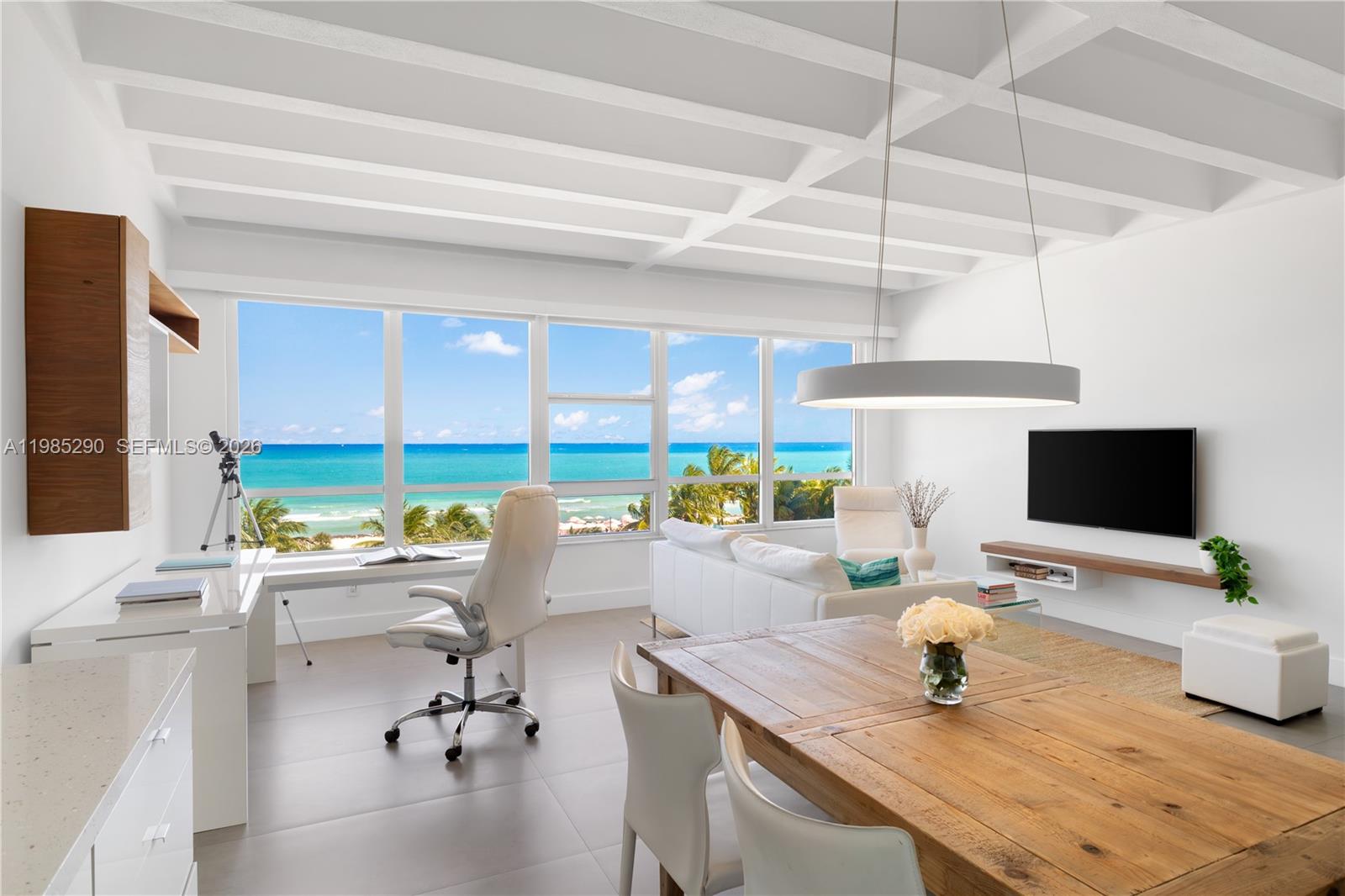 THE EXECUTIVE CONDO - Residential Lease